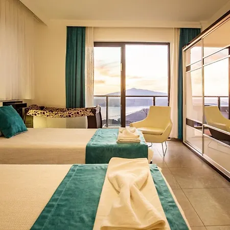 Villa 3 Bedroom Seaview