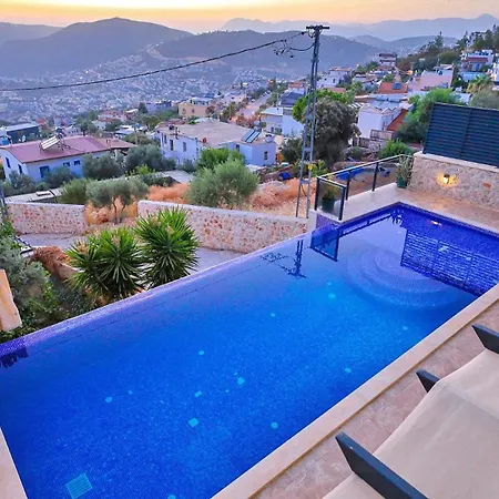 Villa 3 Bedroom Seaview *