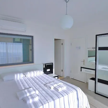 Villa 3 Bedroom Seaview