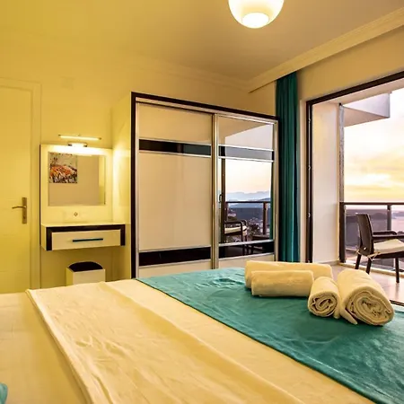3 Bedroom Seaview וילה *
