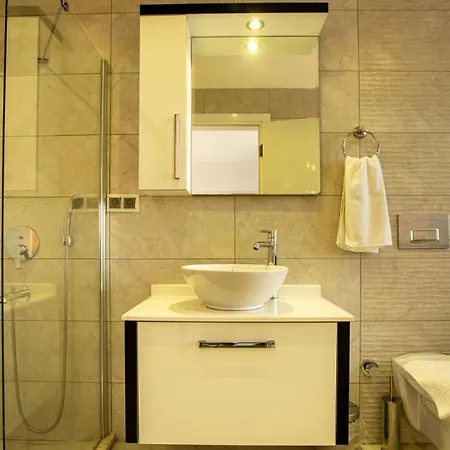 3 Bedroom Seaview וילה *