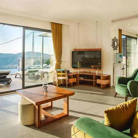3 Bedroom Seaview *