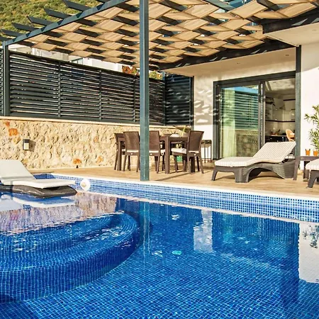 3 Bedroom - 4284 F Villa Kalkan