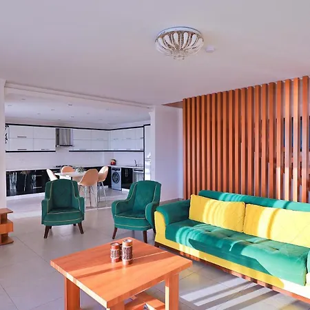 3 Bedroom Seaview فيلة
