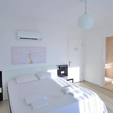 فيلة 3 Bedroom Seaview *