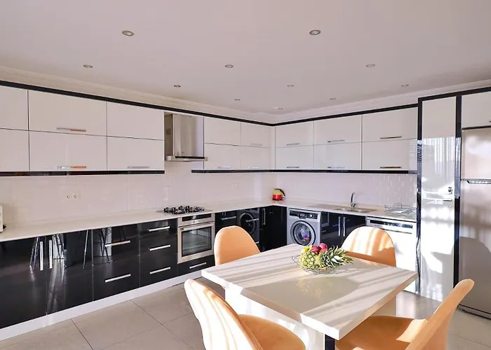 3 Bedroom Seaview *