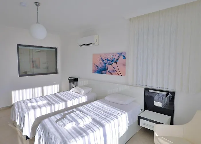 Villa 3 Bedroom Seaview *