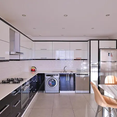 3 Bedroom Seaview